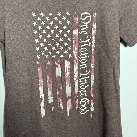 Howitzer Women's Patriotic Tee Shirt Size Medium Flag USA God - Picture 5 of 8